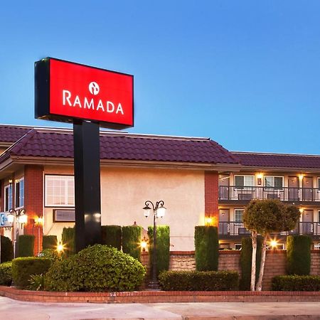 Ramada By Wyndham Pasadena Hotel Exterior photo